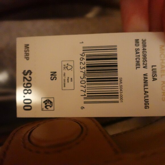 NWT Michael Kors Luisa Satchel - Picture 3 of 6